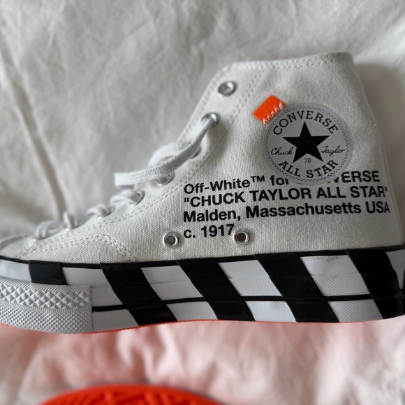 OFF-WHITE x Converse High-Top Sneakers - Men’s 7 / Womens 9 - Picture 4 of 11